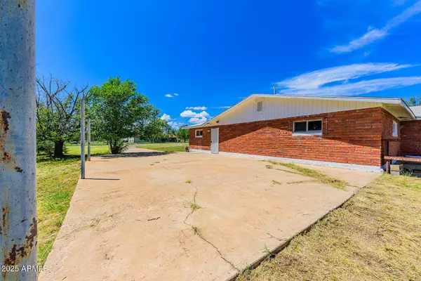 17 NIGHTHAWK Avenue, Bisbee, AZ 85603