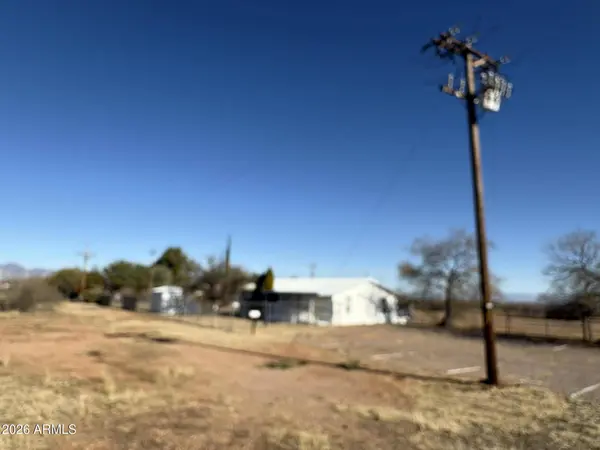 400 S HUACHUCA Boulevard, Huachuca City, AZ 85616