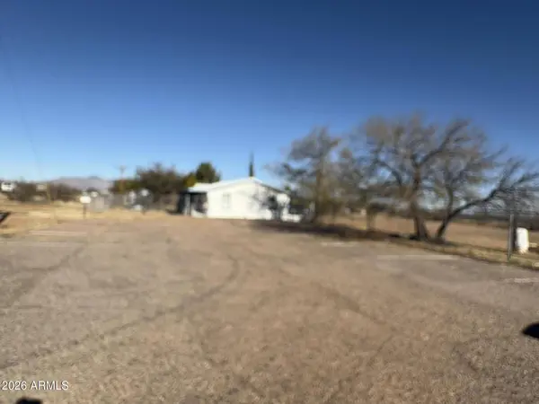 400 S HUACHUCA Boulevard, Huachuca City, AZ 85616