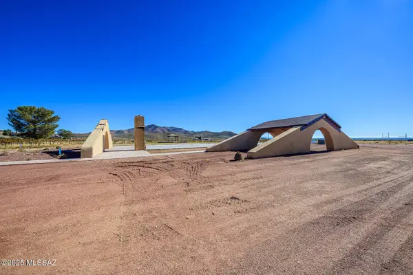 2909 E Country Club Drive, Willcox, AZ 85643