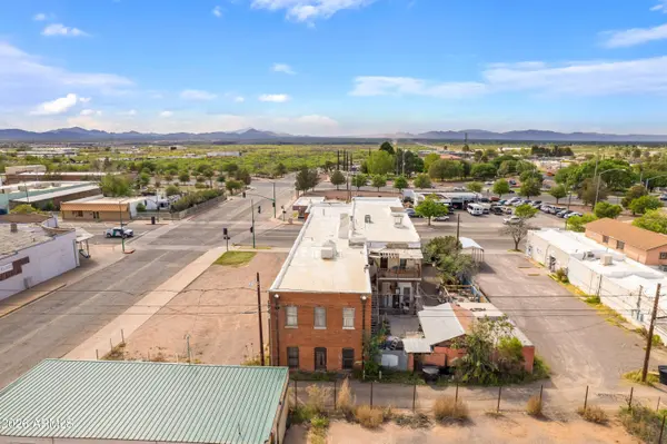 1415 N G Avenue, Douglas, AZ 85607