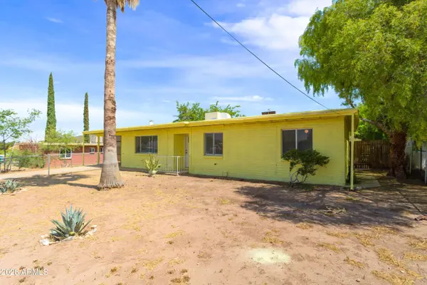 18 W SAFFORD Street, Tombstone, AZ 85638