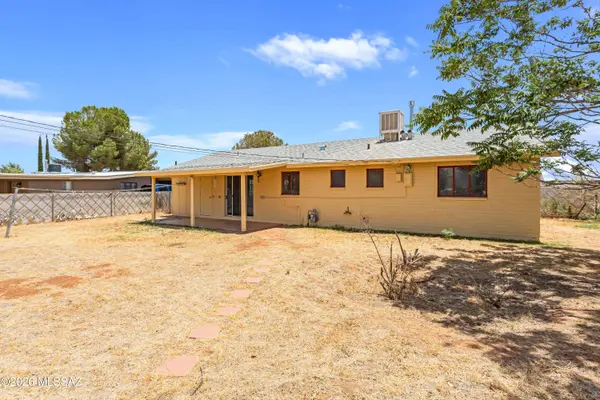 109 NE Freihage Dr, Sierra Vista, AZ 85635