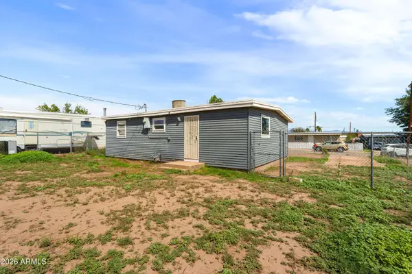 106 E APACHE Street, Huachuca City, AZ 85616