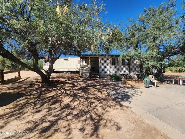 14500 W Castle Dr