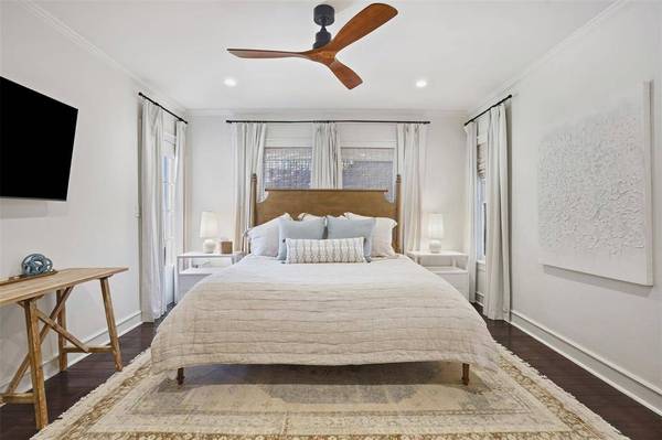 2005 Park Place Avenue, Fort Worth, TX 76110