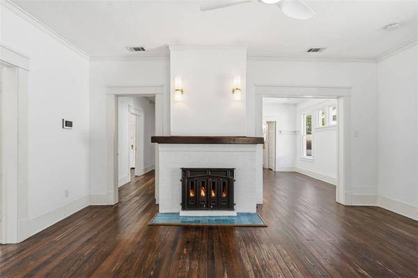 1932 5th Avenue, Fort Worth, TX 76110