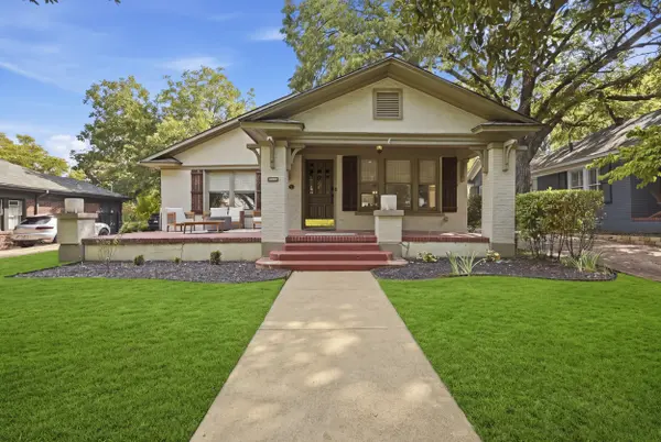 2005 Park Place Ave, Fort Worth, TX 76110-1231