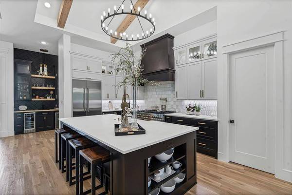 3509 Lakeshore Drive, Weatherford, TX 76087