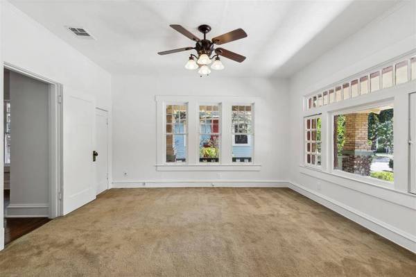 1905 6th Avenue, Fort Worth, TX 76110