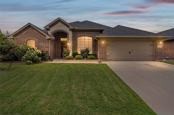 1820 Bellatrix Drive, Haslet, TX 76052