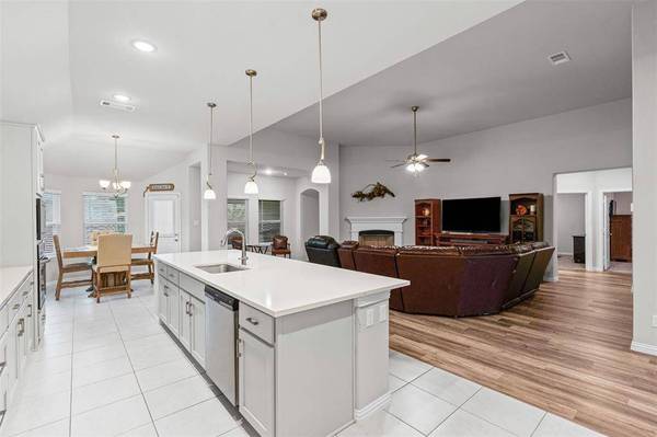 1820 Bellatrix Drive, Haslet, TX 76052