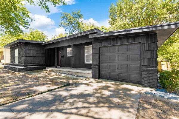 4516 Rutland Ave, Fort Worth, TX 76133-1537