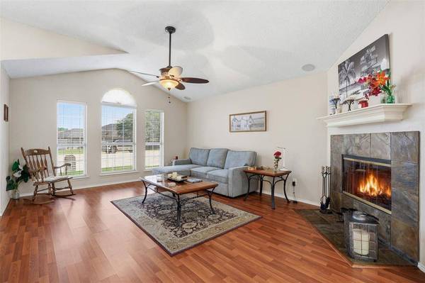 10117 High Bluff Drive, Fort Worth, TX 76108