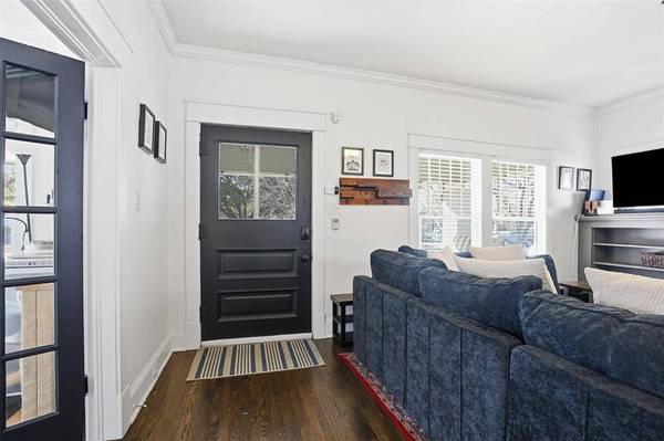 2243 Fairmount Avenue, Fort Worth, TX 76110