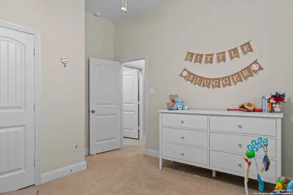 2912 pawtucket, Cibolo, TX 78108