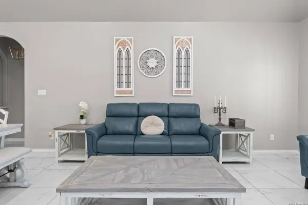 8116 Ventura, Selma, TX 78154