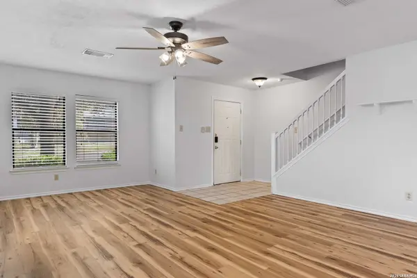 2717 ASHLEY OAK DR, Schertz, TX 78154