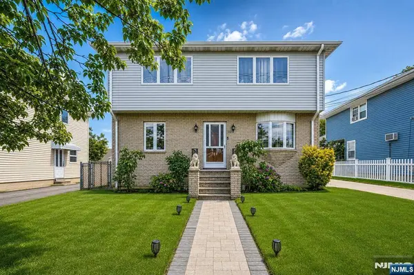 22 Trudy DR