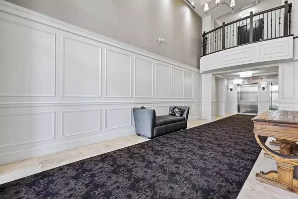 211 Quarry WAY SE #104, Calgary, AB T2C 5M6