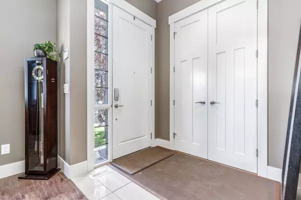 4309 16 ST SW, Calgary, AB T2T 4J1