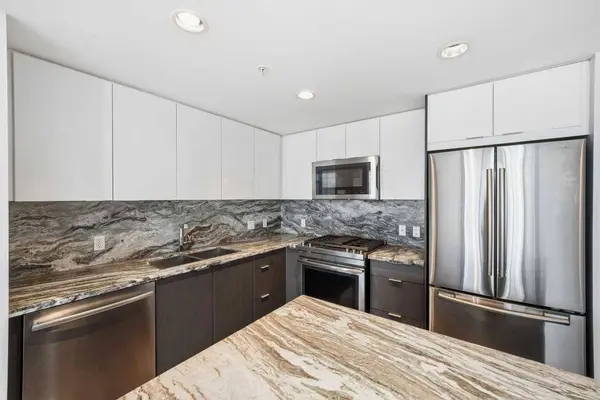 510 6 AVE SE #1604, Calgary, AB T2G 1L7