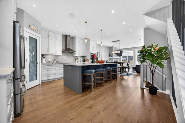 435 31 AVE NW, Calgary, AB T2M 2P5