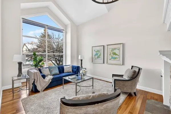 7087 Christie Briar MNR SW, Calgary, AB T3H 2H5