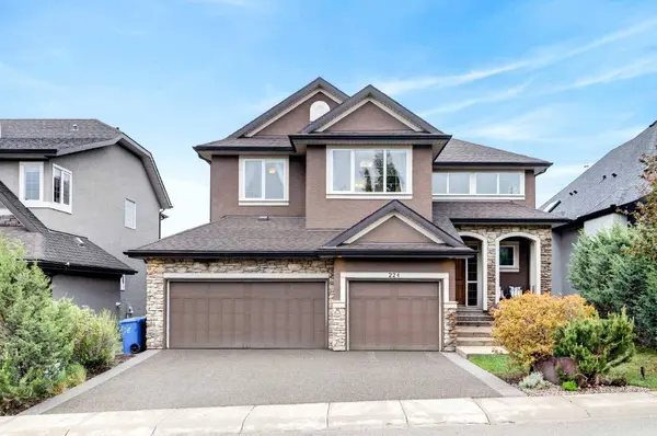 224 Springbluff HTS SW, Calgary, AB T3H 5B8