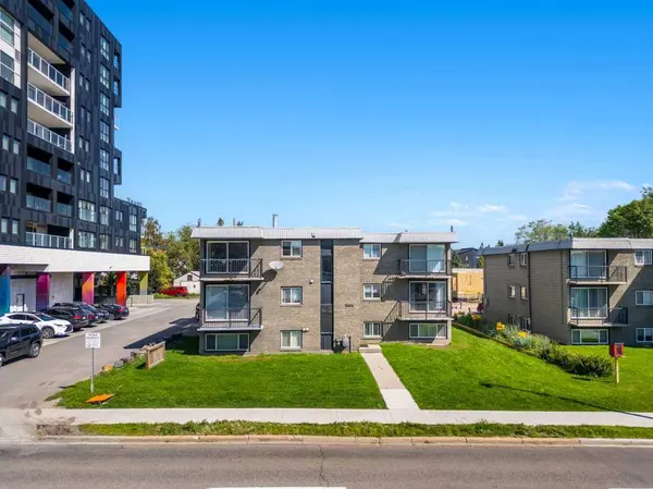 2906 17 AVE SW #14, Calgary, AB T3E 0A9