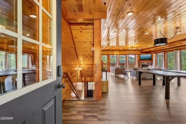 1654 Barn Door LN, Sevierville, TN 37862