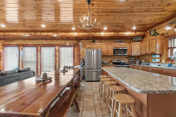 3336 Lonesome Pine WAY, Sevierville, TN 37862