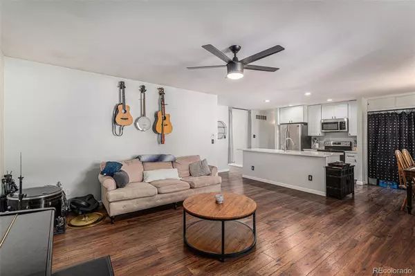 17063 E Greenwood CIR, Aurora, CO 80013