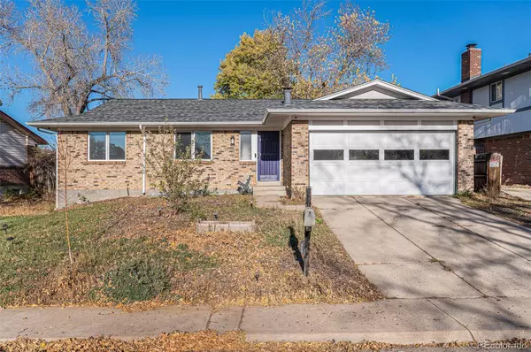 17063 E Greenwood CIR, Aurora, CO 80013