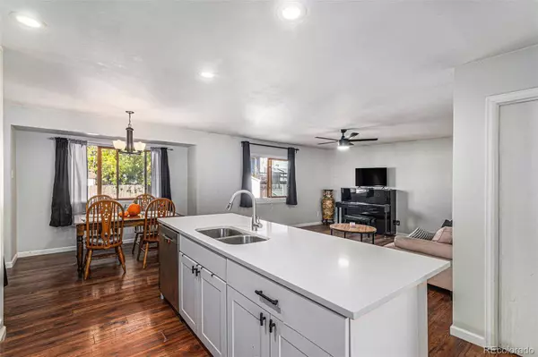 17063 E Greenwood CIR, Aurora, CO 80013