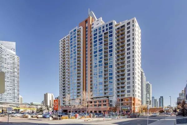 1053 10 ST SW #2211, Calgary, AB T2R1S6