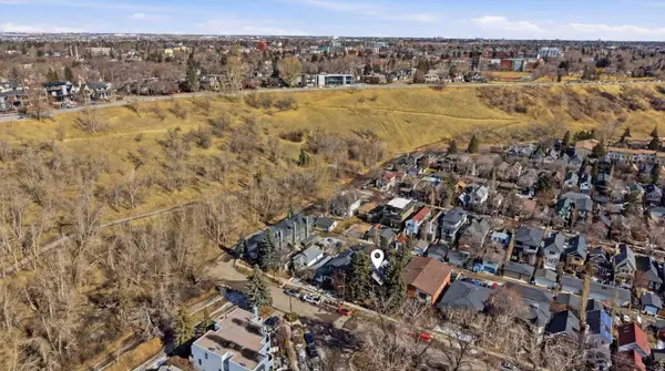 938 5A ST NW, Calgary, AB T2N 1R6