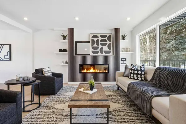 8616 7 ST SW, Calgary, AB T2V 1G9