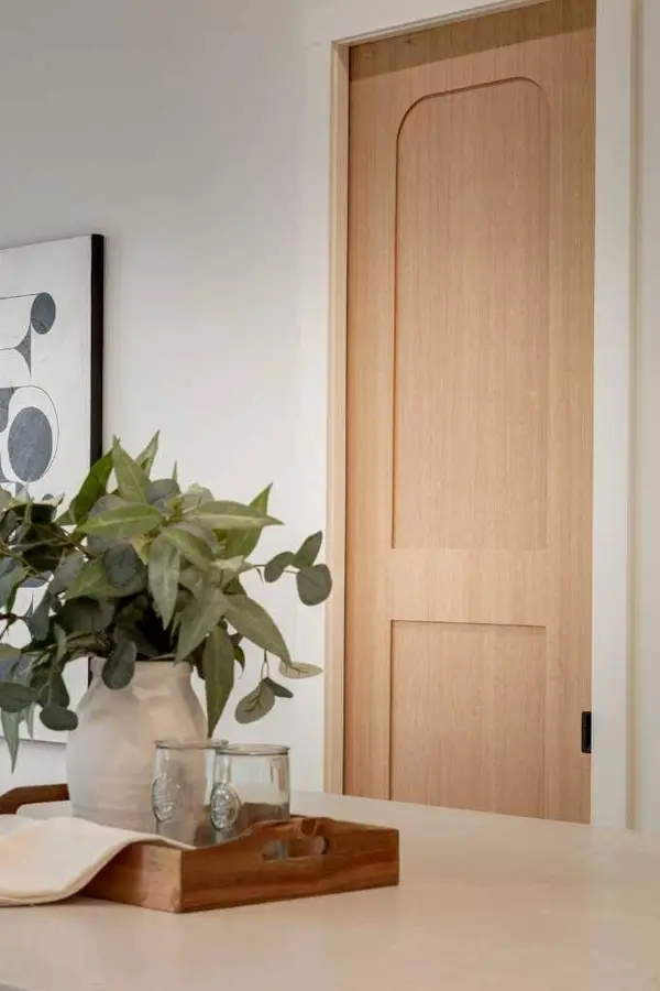 8812 33 AVE NW, Calgary, AB T3B 1M5