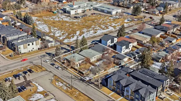 2139, 2143, 2145 50 AVE SW, Calgary, AB T2T 2W5