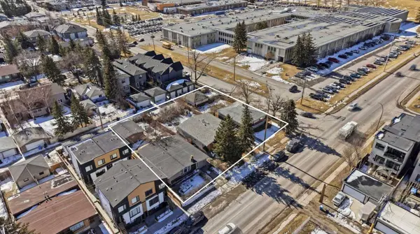 2139,2143,2145 50 AVE SW, Calgary, AB T2T 2W5