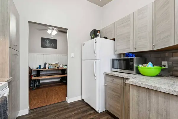 1440 45 ST SW, Calgary, AB T3C 2C2