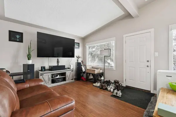 1440 45 ST SW, Calgary, AB T3C 2C2