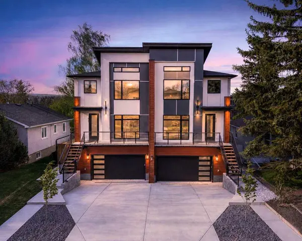 422 36 AVE NW, Calgary, AB T2K 0C3