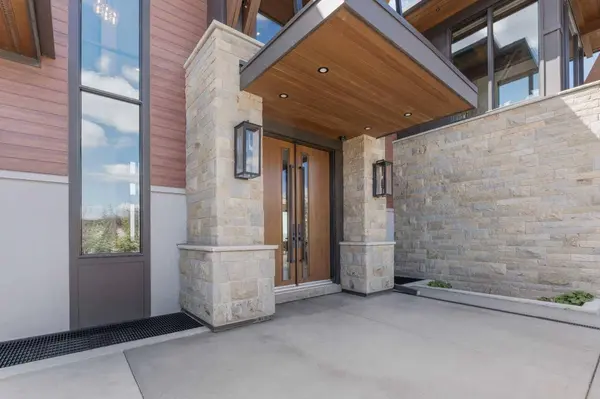315 Aspen Ridge PL SW, Calgary, AB T3H 1T2