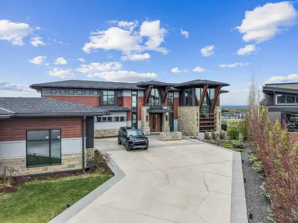 315 Aspen Ridge PL SW, Calgary, AB T3H 1T2