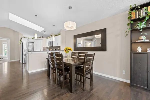 38 Auburn Bay GDNS SE, Calgary, AB T3M 0K3