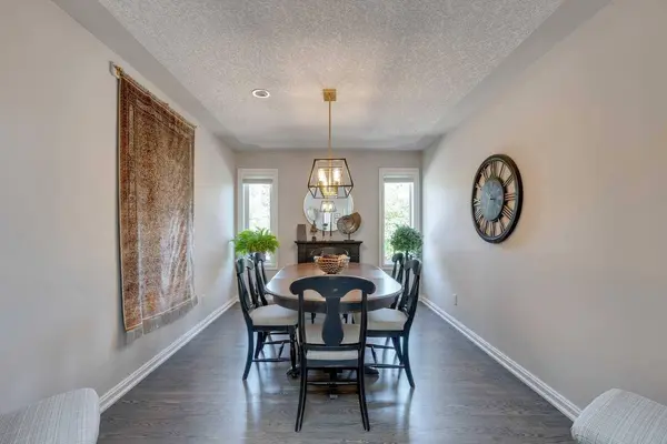6 Patterson Close SW, Calgary, AB T3H 3K2