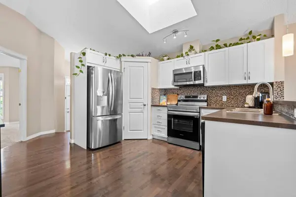 38 Auburn Bay GDNS SE, Calgary, AB T3M 0K3