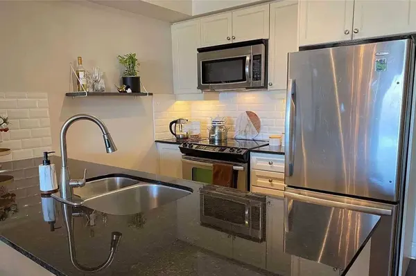 701 Sheppard AVE W #510, Toronto C06, ON M3H 2S6